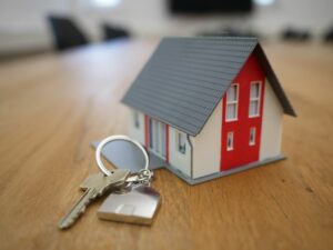 What is a Mortgage Broker vs Lender?