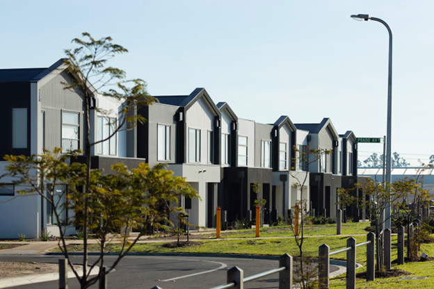 Row of townhomes in a neighborhood